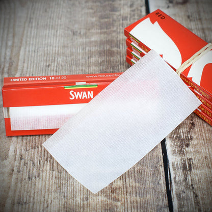 Swan Rolling Papers Red - Box of 100