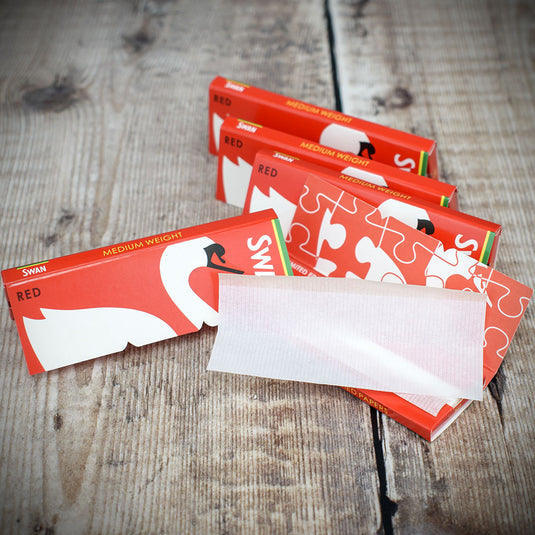 Swan Rolling Papers Red - Box of 100